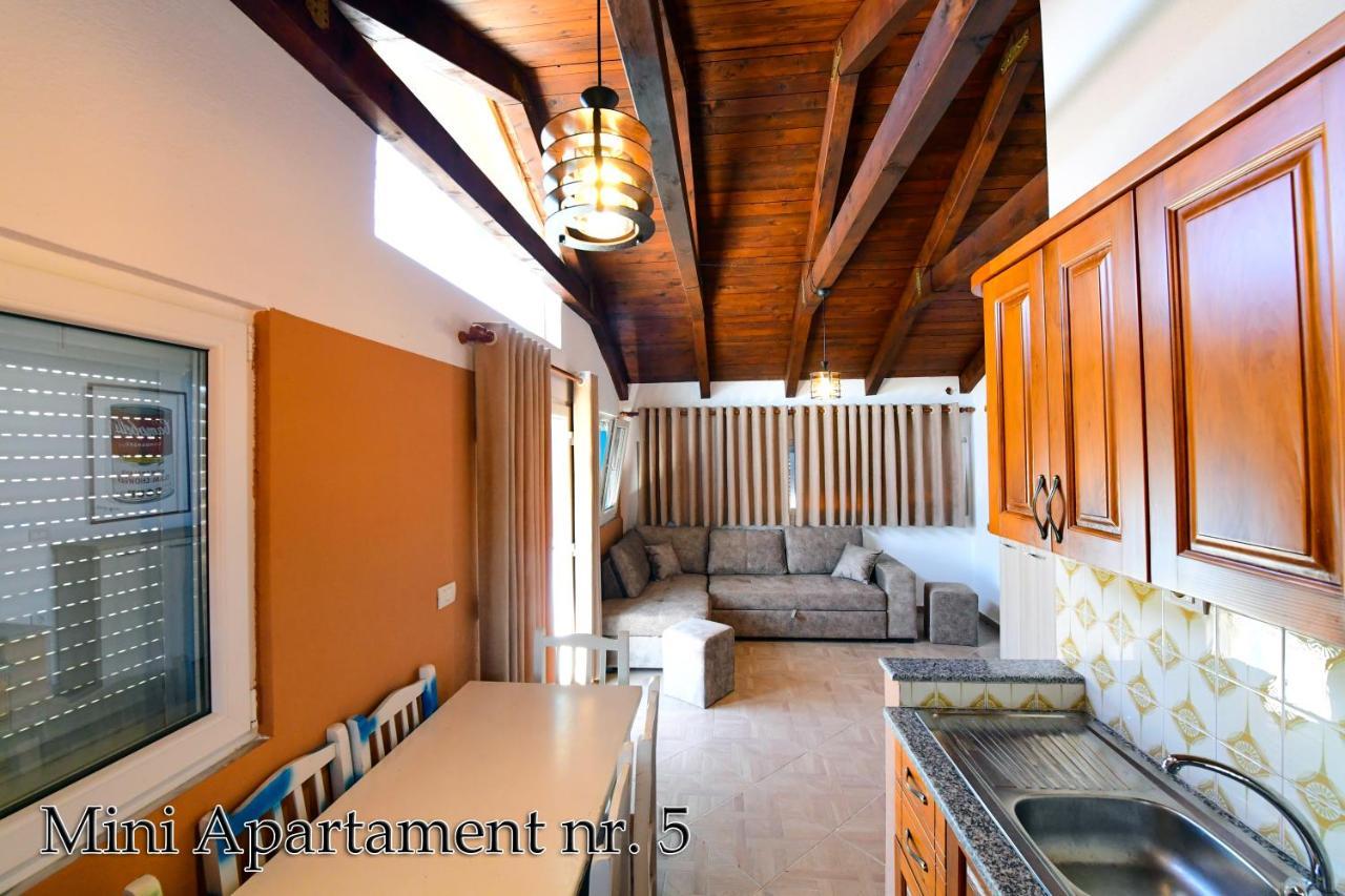 Kultura Hostel Шкодер Екстер'єр фото