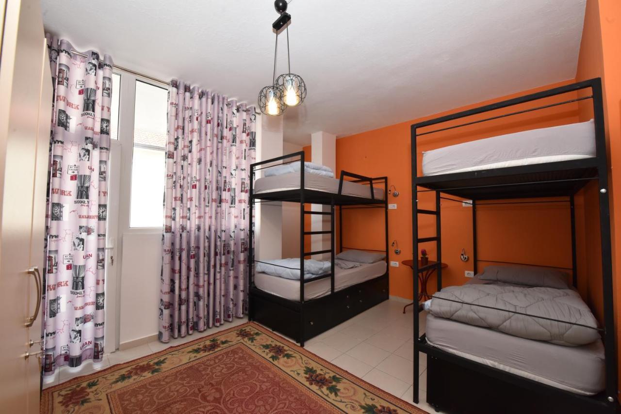 Kultura Hostel Шкодер Екстер'єр фото