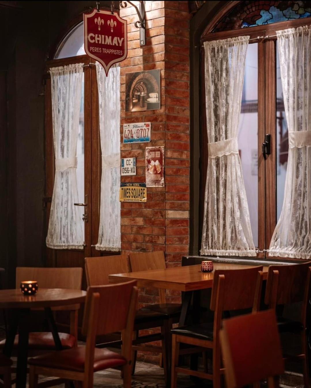 Kultura Hostel Шкодер Екстер'єр фото