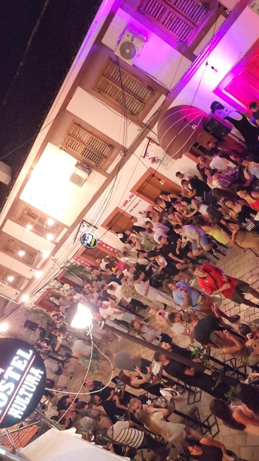 Kultura Hostel Шкодер Екстер'єр фото